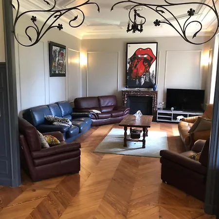 Bed & Breakfast Chateau De Puymoger