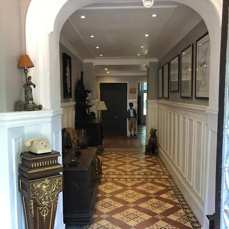Bed & Breakfast Chateau De Puymoger